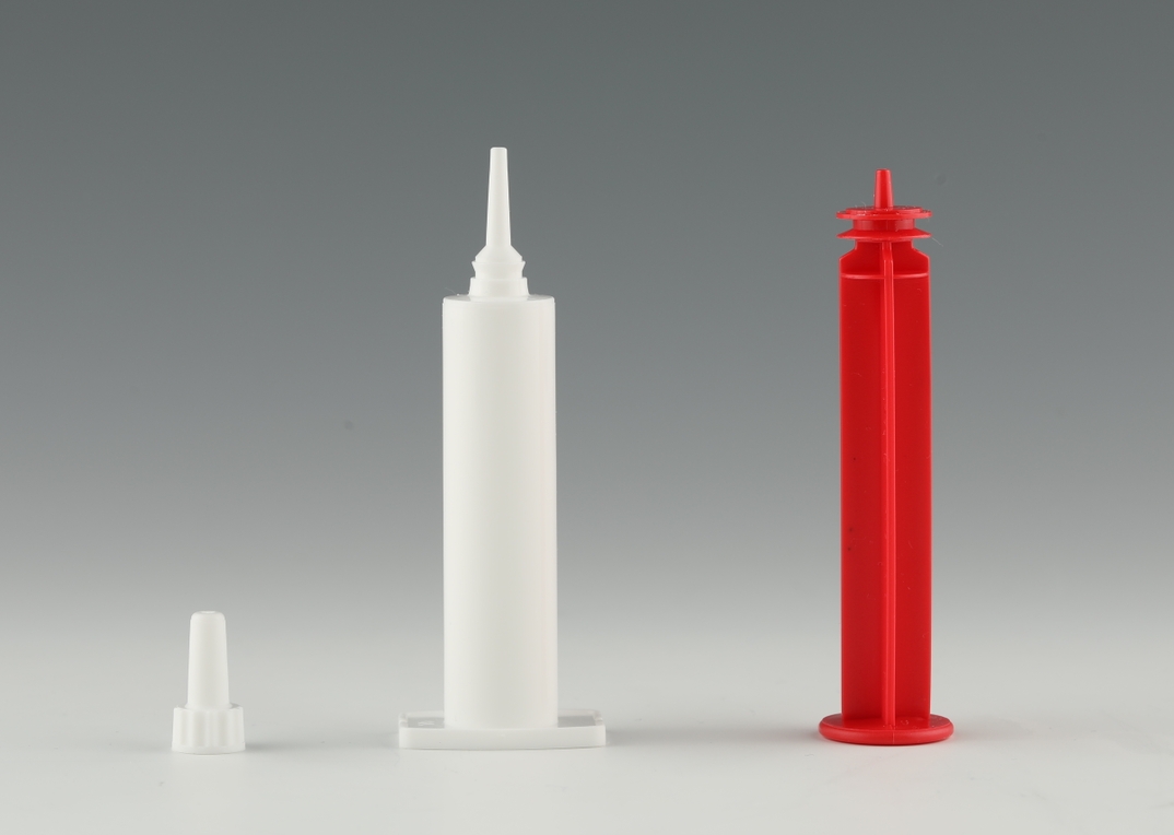 塑料預灌封注射器：革新寵物營養膏喂養體驗